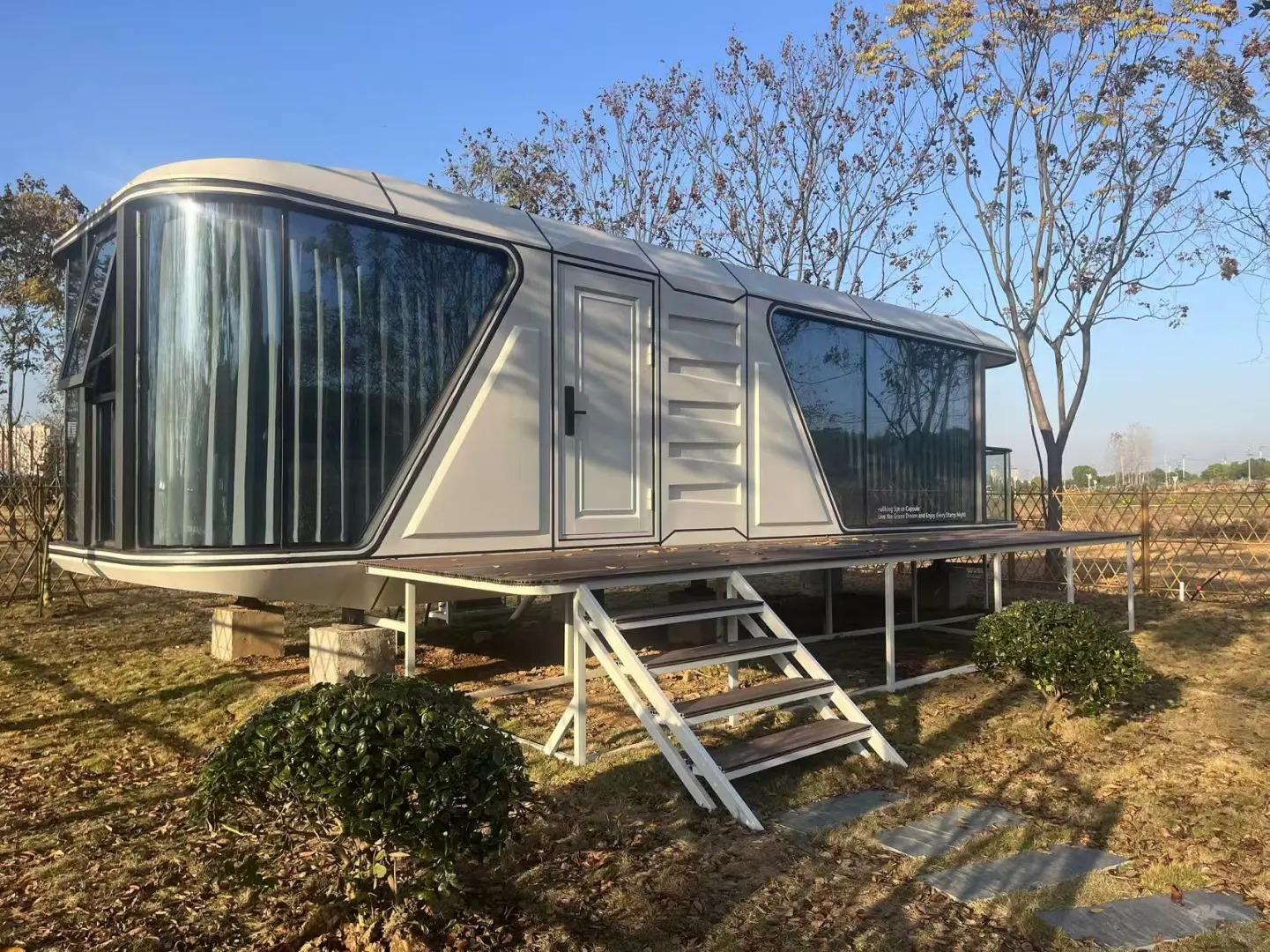 Mobile Capsule House Factory 